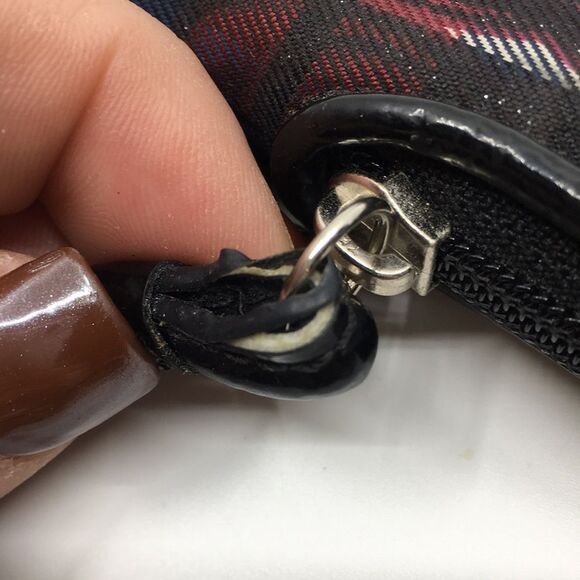 Coach Poppy Tartan Plaid Wristlet with nickel hardware patent leather black trim - Picture 13 of 17